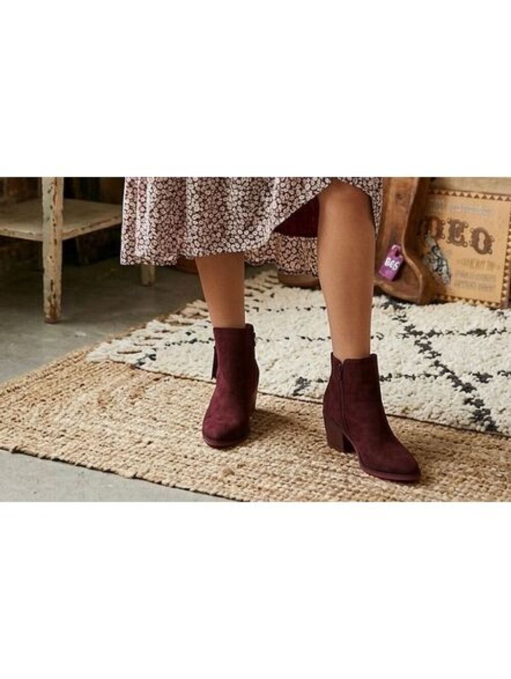 MVE Faux Suede Heeled Booties Size 9 Wine Burgandy Color Vegan Fall Stylish